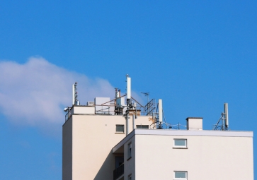 「聚英電子」環(huán)境條件對繼電器有哪些影響？
