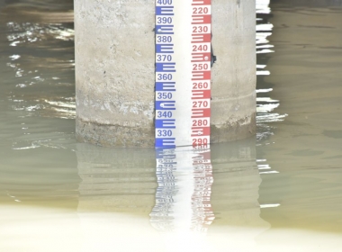 基于gprs雨量、水位遠(yuǎn)程監(jiān)控系統(tǒng)